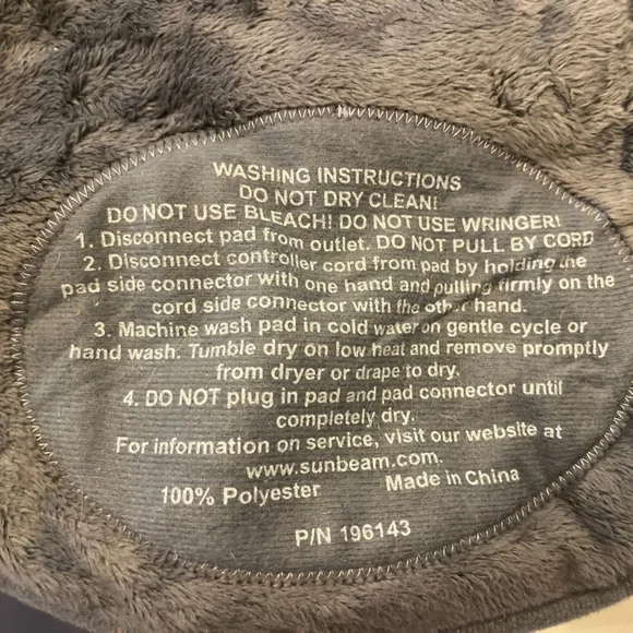 Sunbeam preowned heating pad wraps around body for pain relief gray soft - Picture 5 of 7